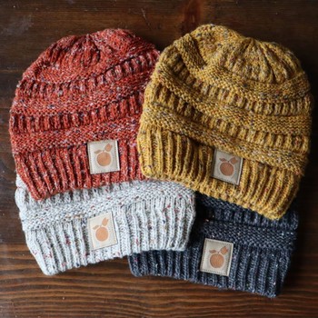 Speckled Beanie with Apple