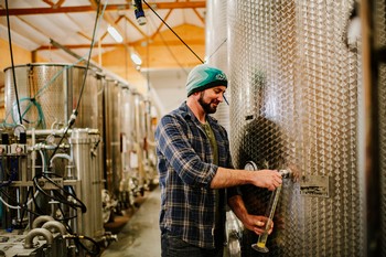 FARM & CIDERY TASTING TOURS (12/28/25, 1pm)